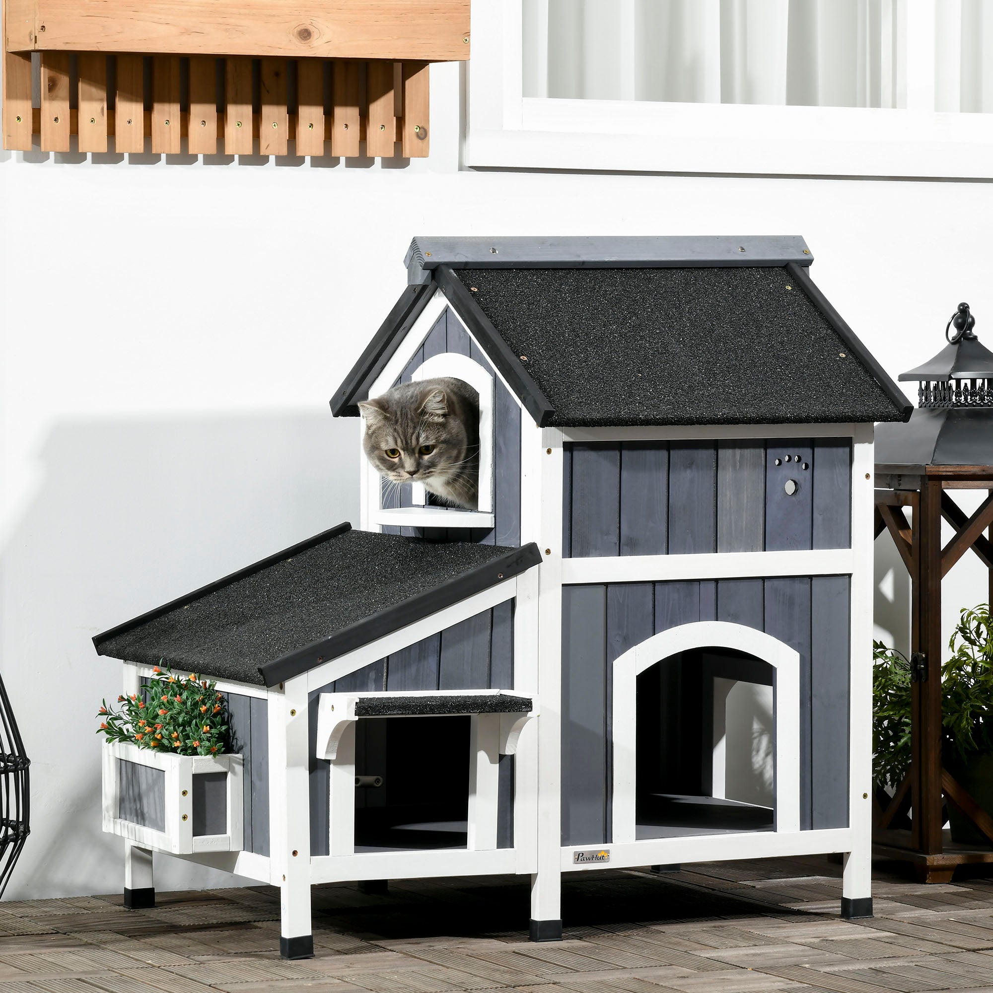 Outdoor Cat House with Weather-Resistant Roof & Garden Bed